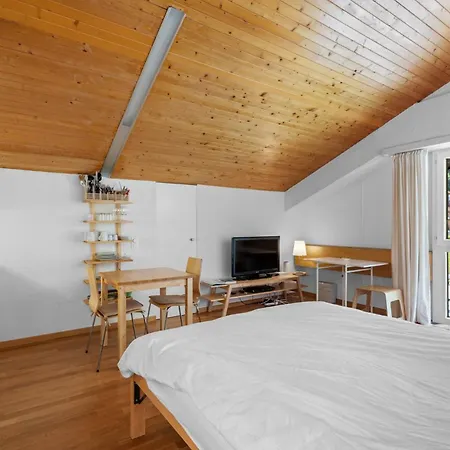 Saturne 603 Sur La Place Du Village A Apartment *