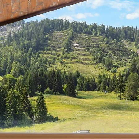 Apartment Saturne 603 Sur La Place Du Village A