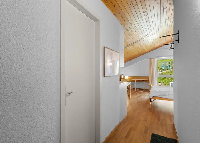 Saturne 603 Sur La Place Du Village A * Anzère